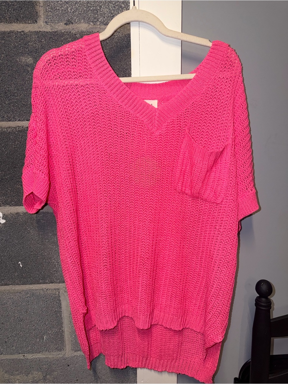BiBi Hot Pink V-Neck Short Sleeve Knit Top